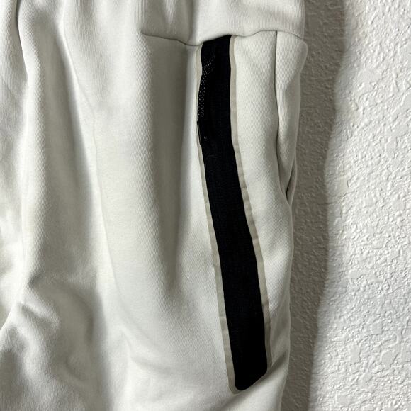 Nike Sportswear Tech Repel Fleece Shorts Mens Size Small White Bone Black - Picture 4 of 5